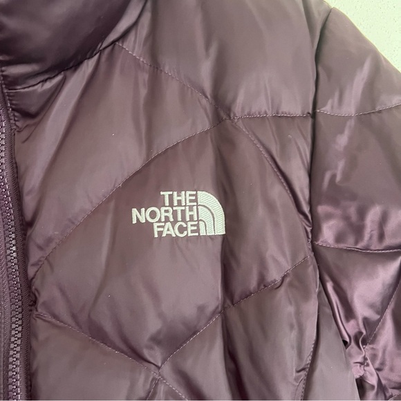 The North Face Purple Down Puffer 550 Coat Size Medium - Picture 2 of 7